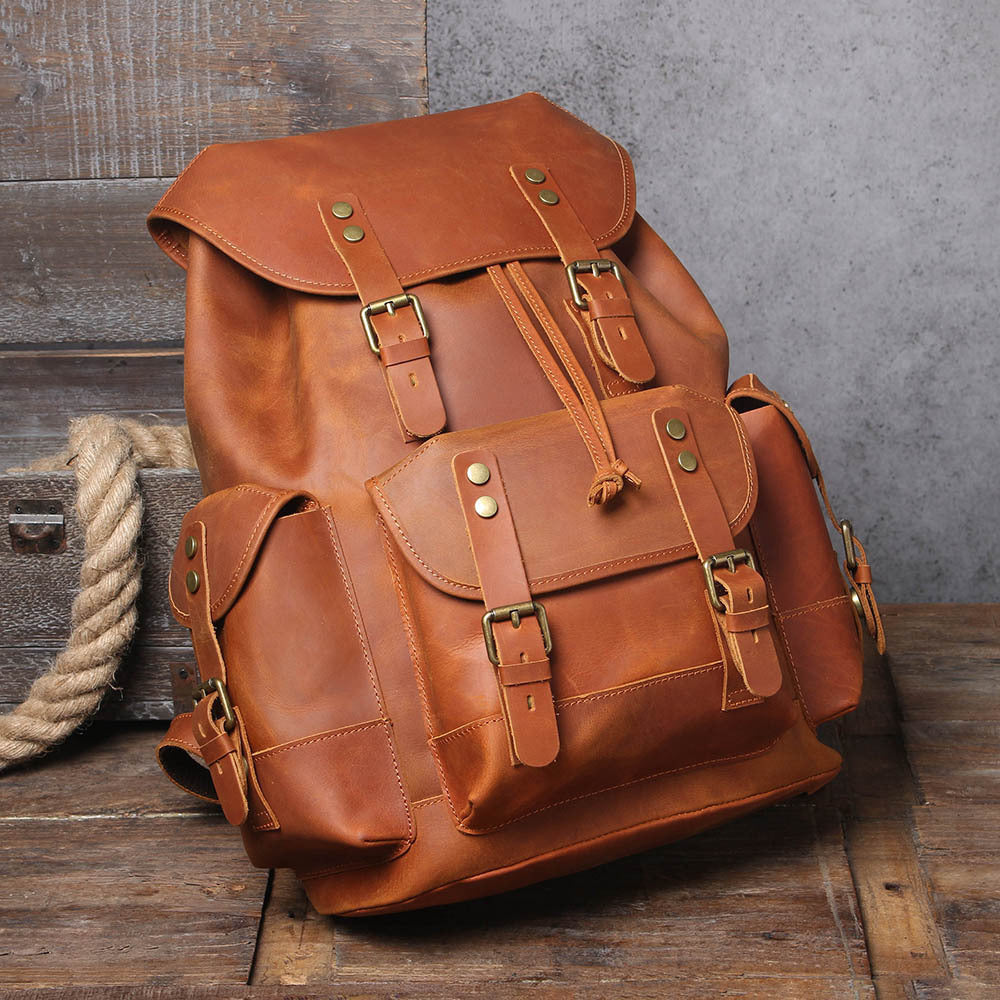 Men's Retro Large Capacity First Layer Cowhide Backpack
