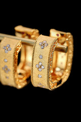 Vintage Court Wide Sparkling Gift Brushed Earrings