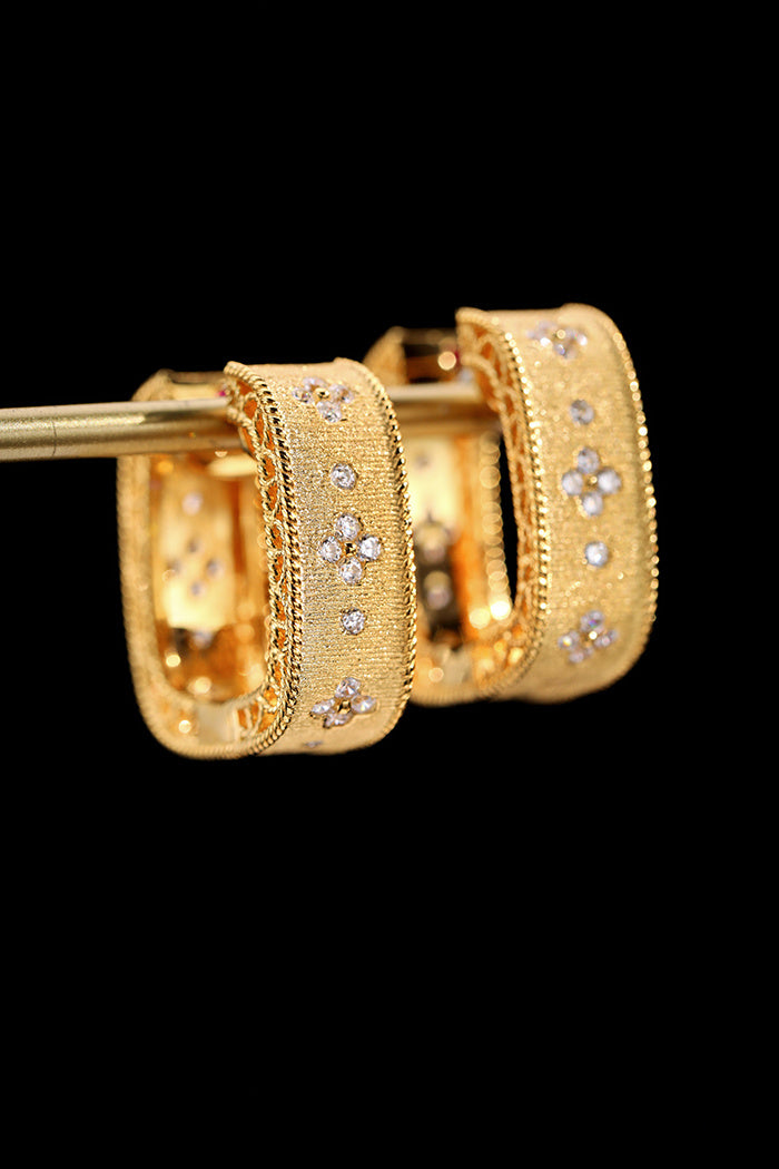 Vintage Court Wide Sparkling Gift Brushed Earrings