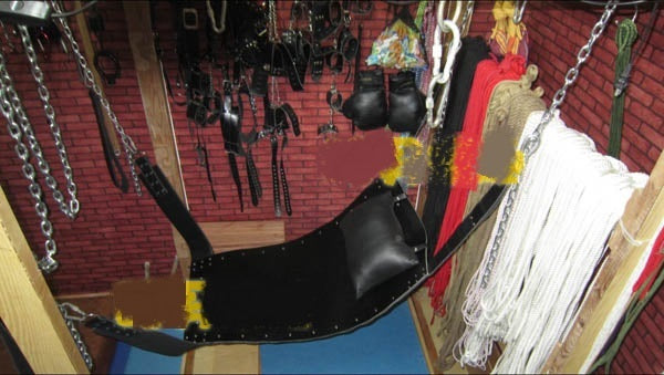 Binding Hammock And Tying A Couple Together